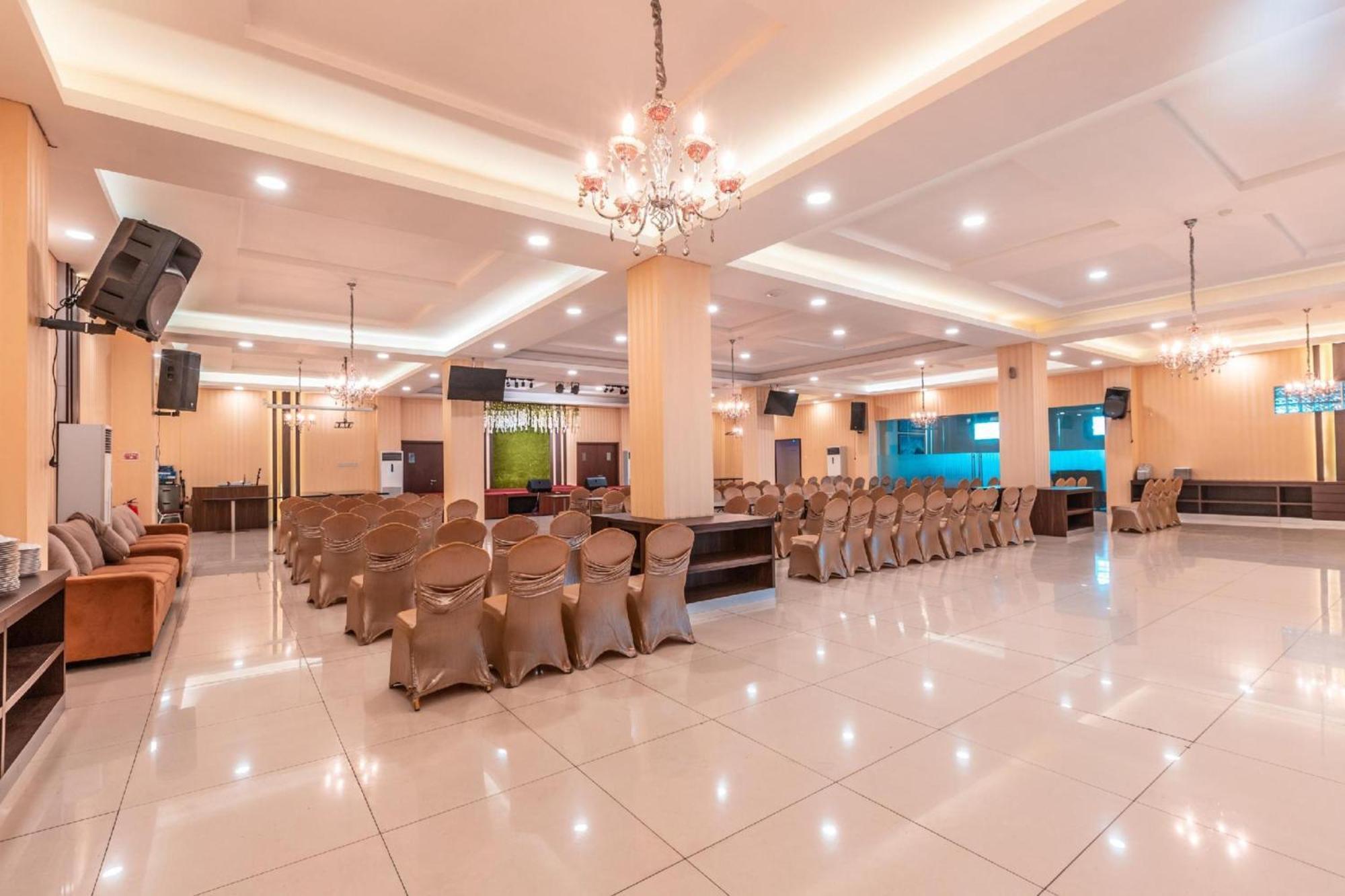 בקאסי Collection O Hotel Igloo מראה חיצוני תמונה